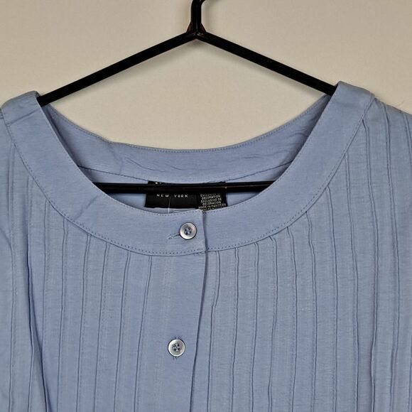 Naqui ladies top NWT - Picture 4 of 11
